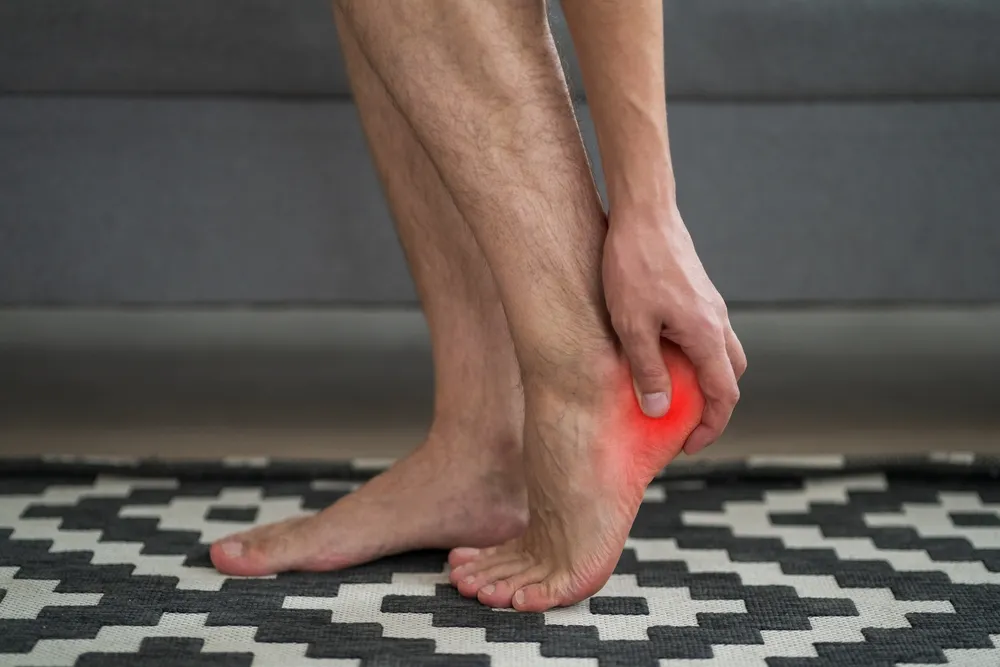 feet hurt when first standing in the morning after 50 heel pain plantar fasciitis first steps pain