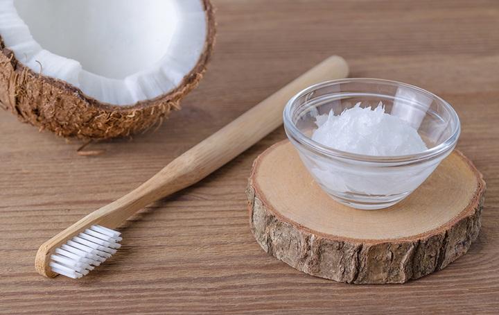 Oil pulling after 50 using coconut oil for fresher morning breath