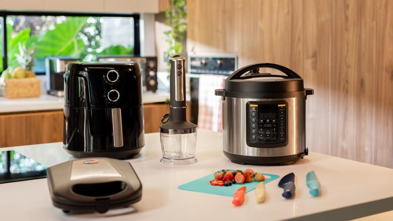 “Amazon Renewed kitchen appliances for adults over 50”