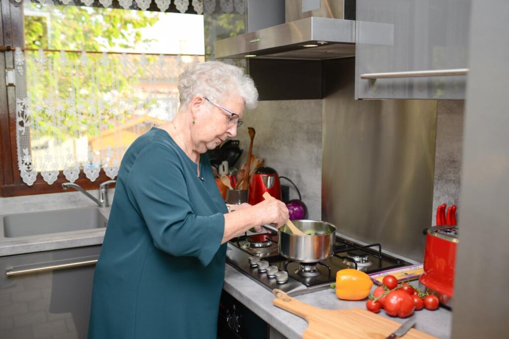 Automatic Shut-Off Devices for Seniors helping improve kitchen safety